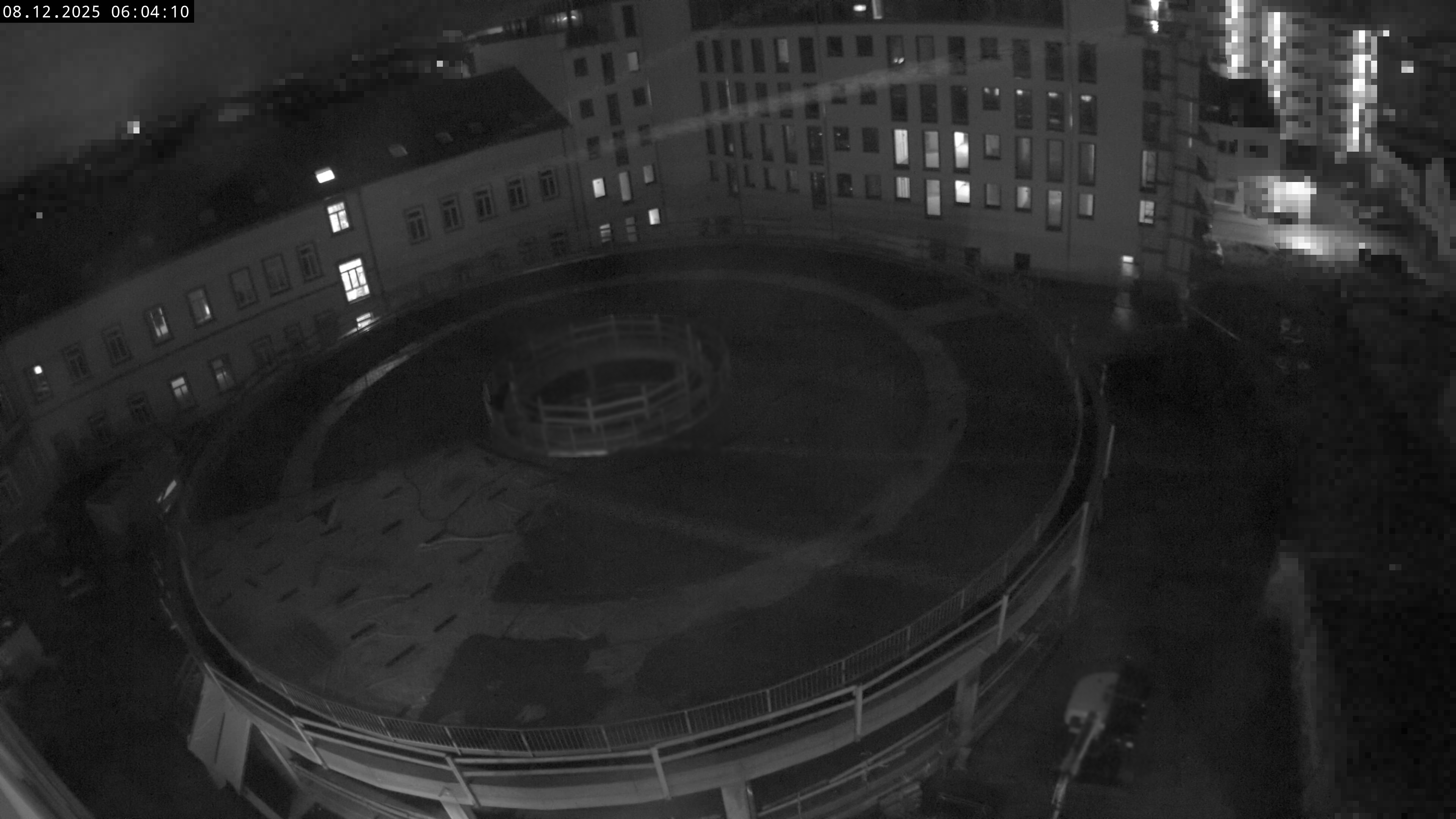 08.12.2025 06:04